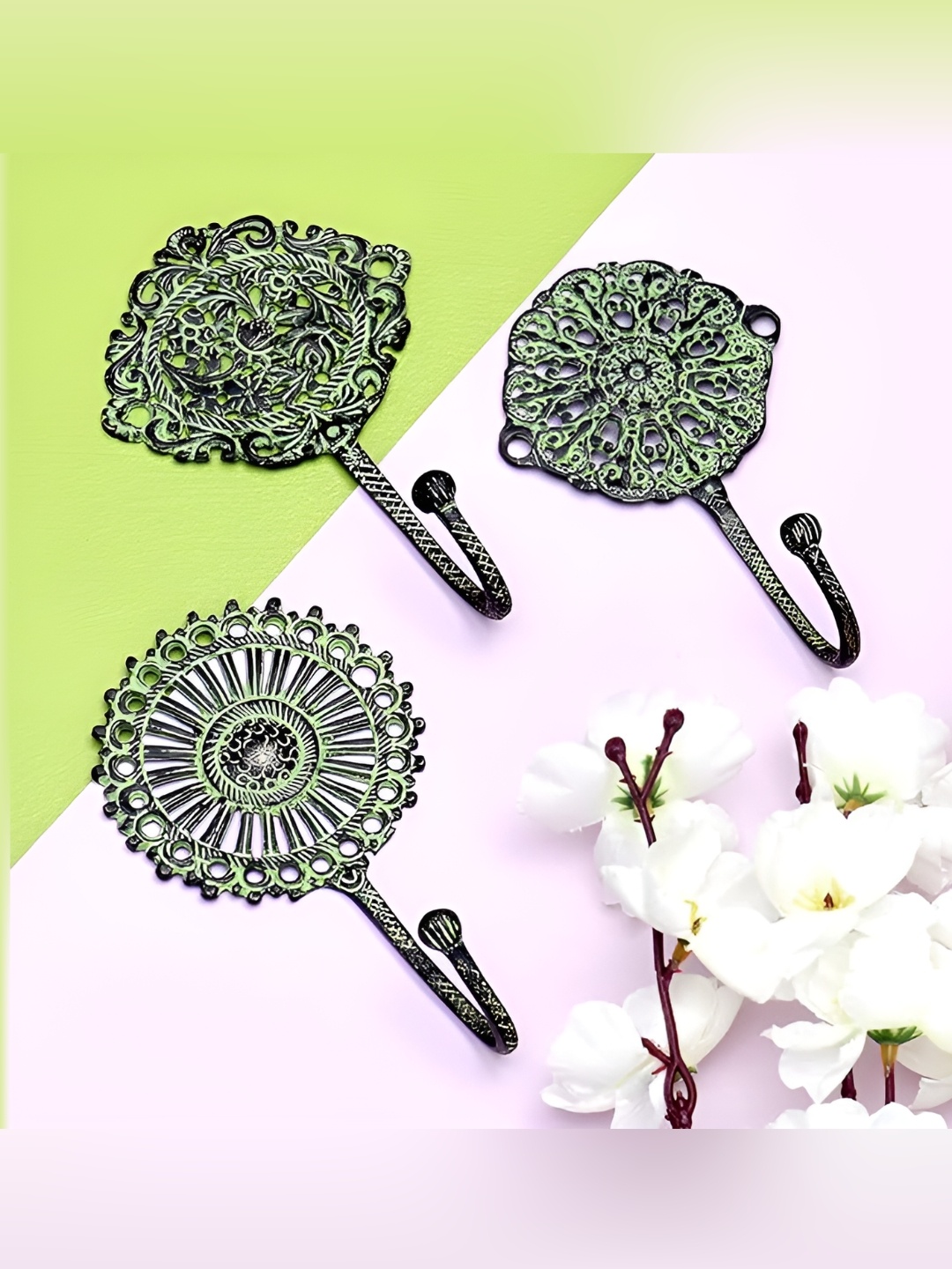 

IndianShelf Green Textured Brass Wall Hook