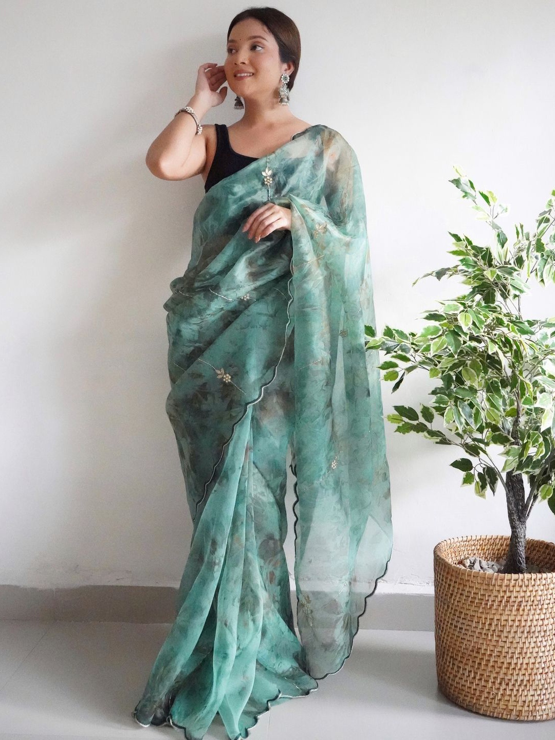 

Anouk Floral Organza Saree, Teal