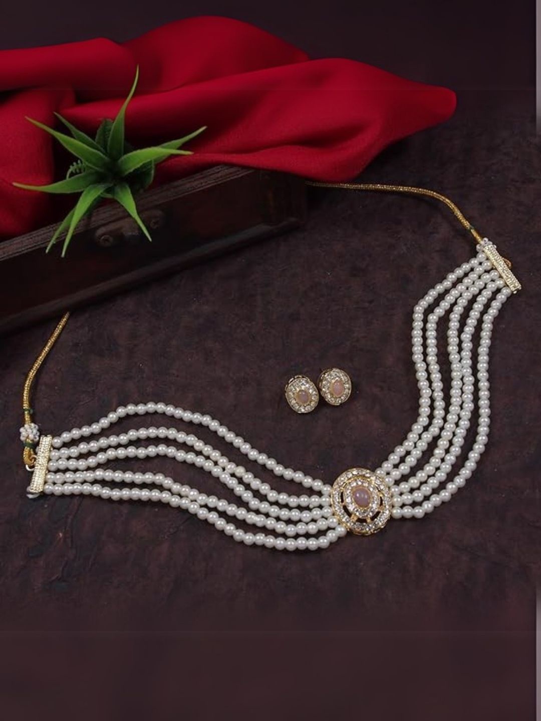

I Jewels 18K Gold Plated Pearls & Stone Studded Jewellery Set