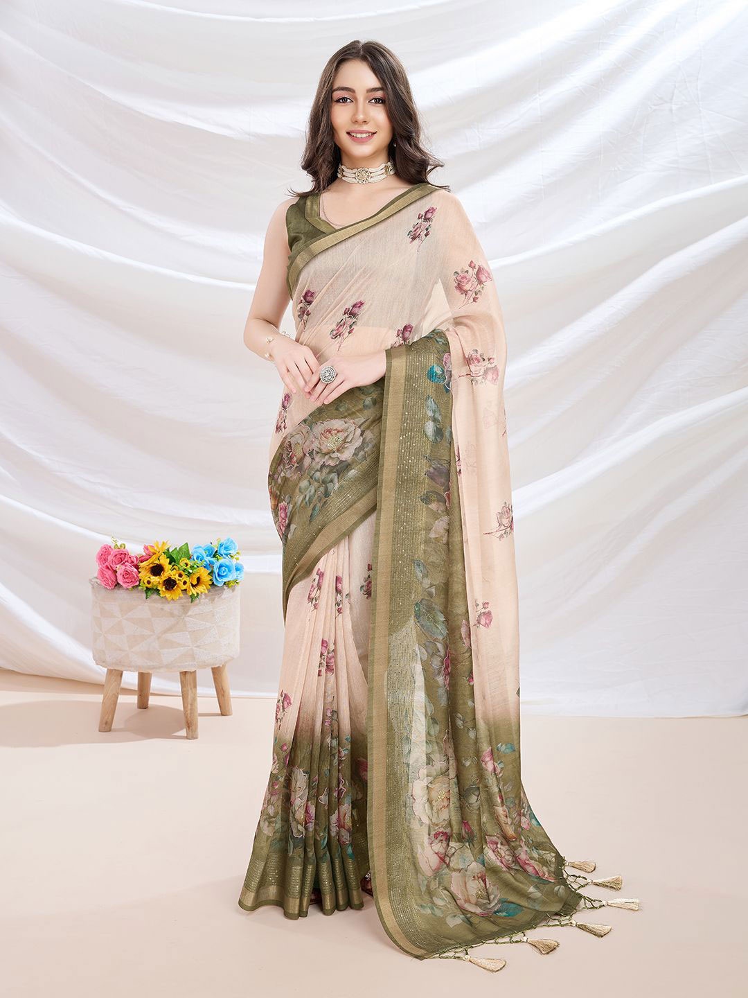 

Mitera Floral Printed Aari Work Saree, Beige