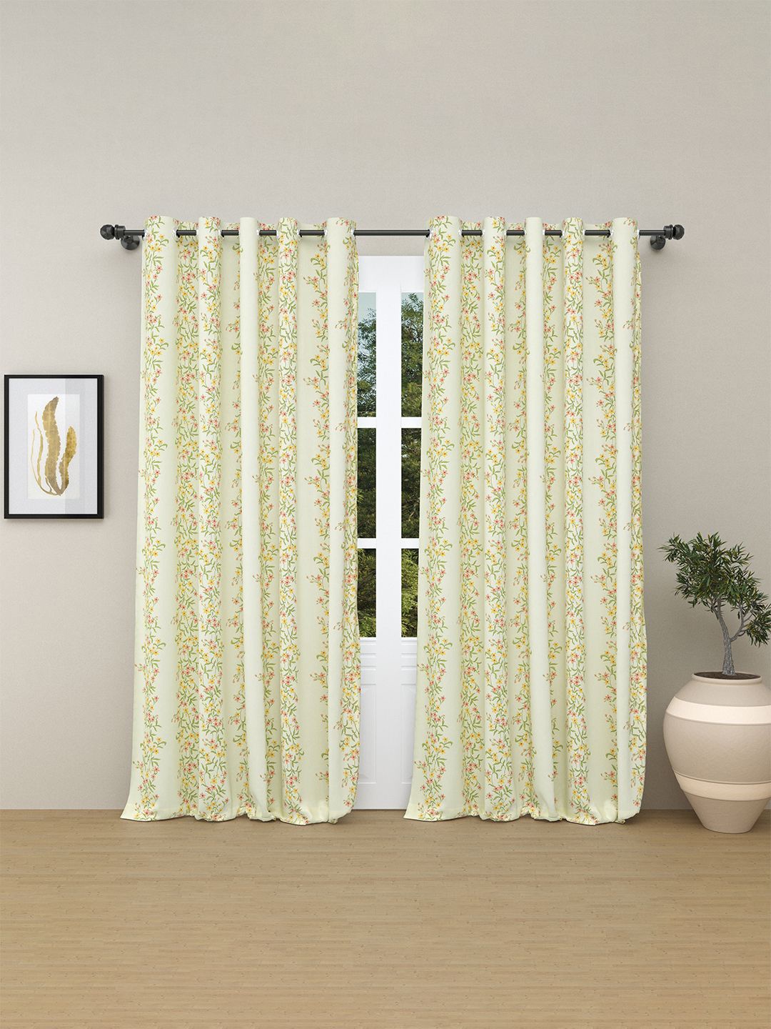 

haus & kinder White & Orange Set of 2 Floral Cotton Room Darkening Door Curtain