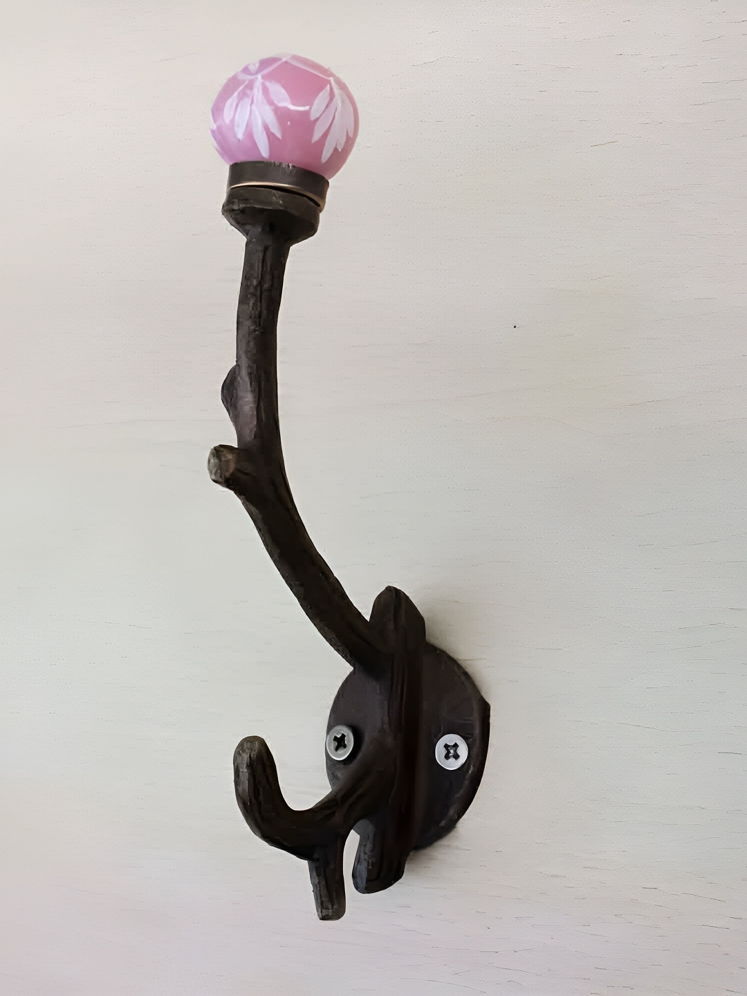 

IndianShelf Pink and White Floral Printed Ceramic Wall Hook