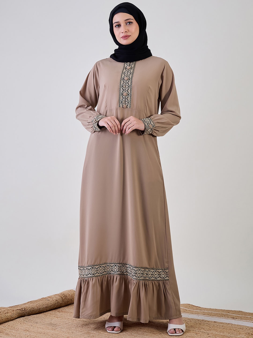 

NABIA Women Embroidered Abaya Burqa, Beige