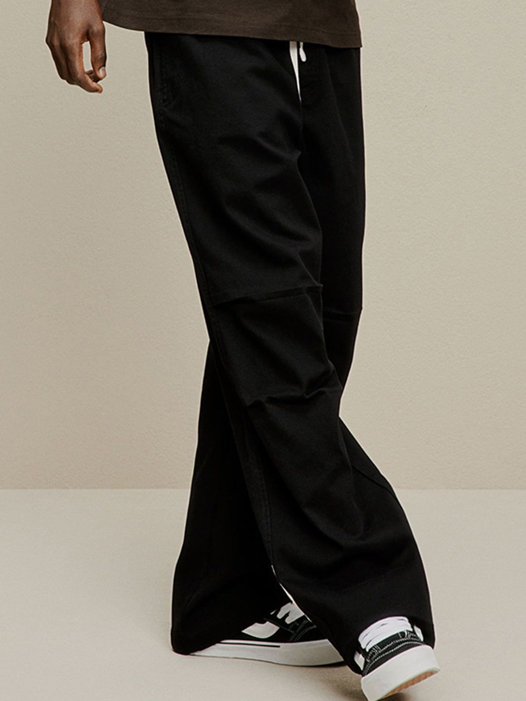 

H&M Loose Fit Twill Trousers, Black