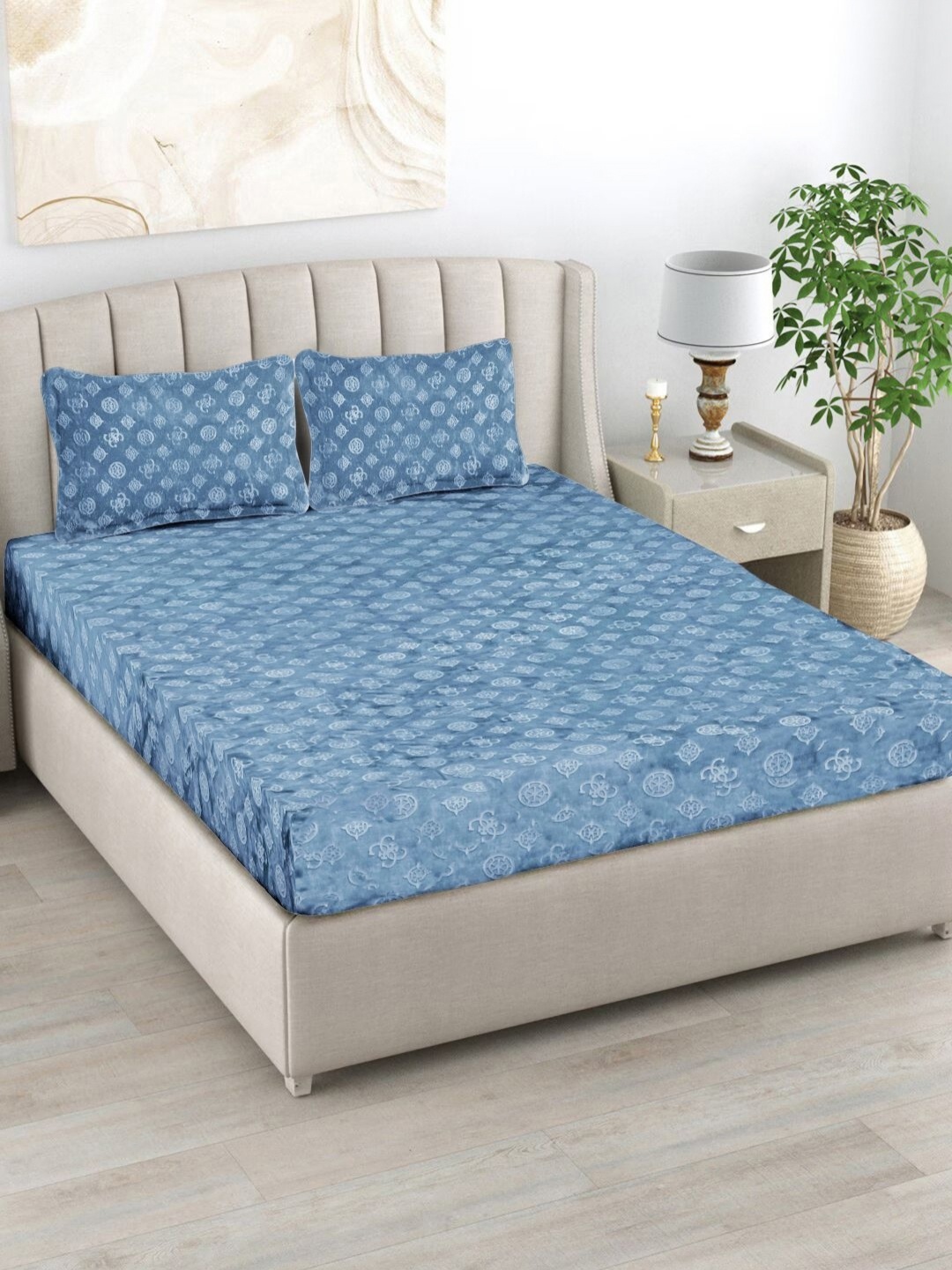 

FABINALIV Blue Geometric 300 TC Wool King Bedsheet Set 2.50 m x 2.20 m