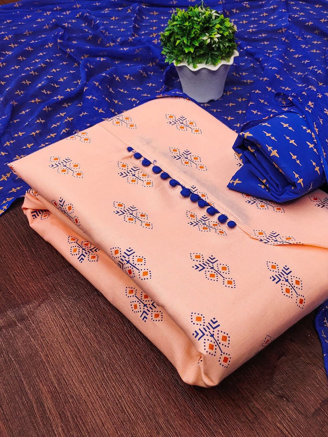 

APNISHA Ethnic Motifs Printed Cotton Unstitched Dress Material, Orange