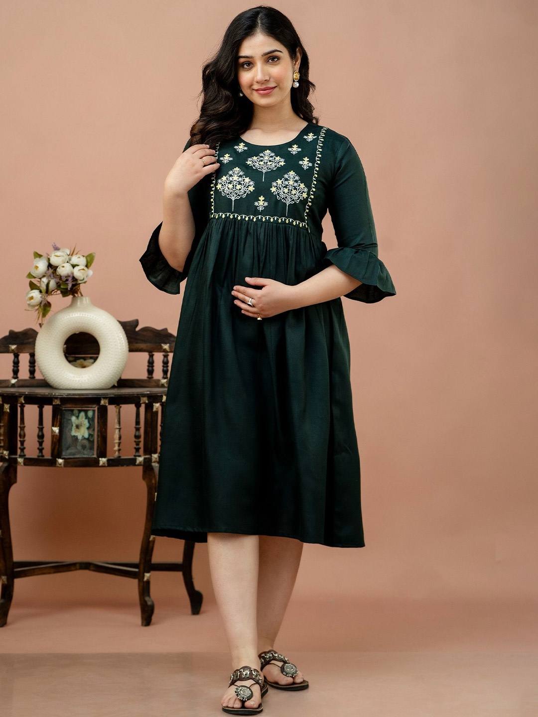 

CELEBRAVO Women Maternity Fit & Flare Midi Dress, Green