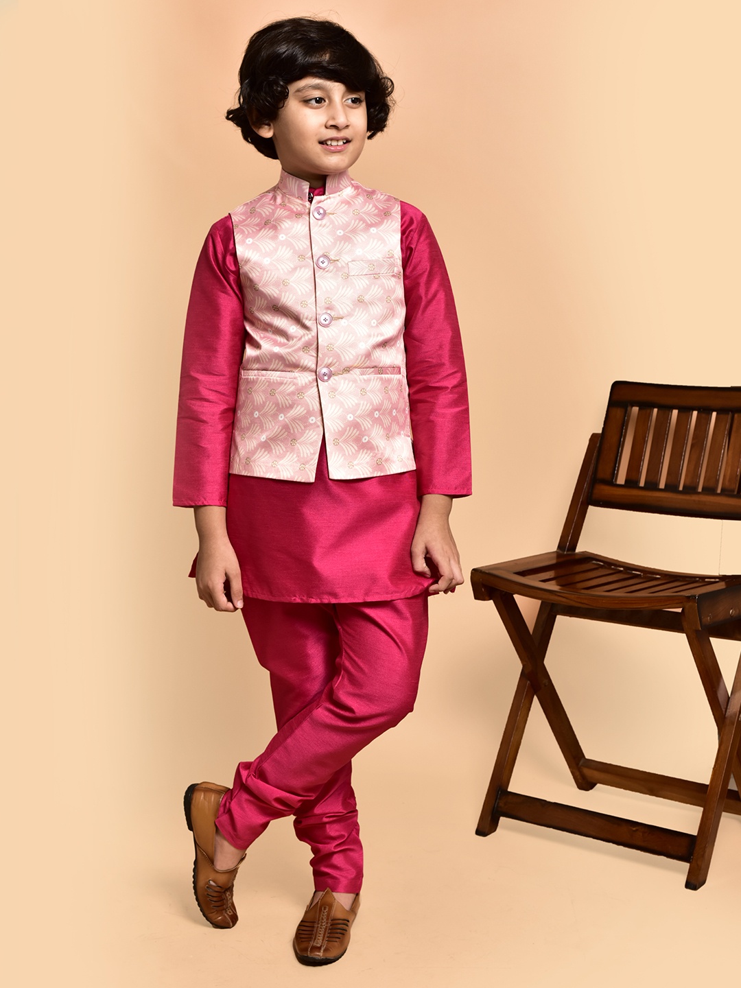 

PRINTINDIA Boys Band Collar Straight Kurta with Trouser & Nehru Jacket, Pink