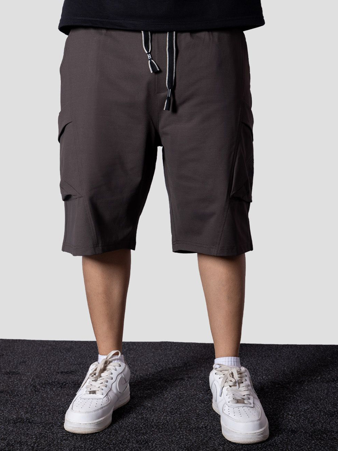 

Hop Head Carbon Carpenter Pocket Oversized Shorts, Grey