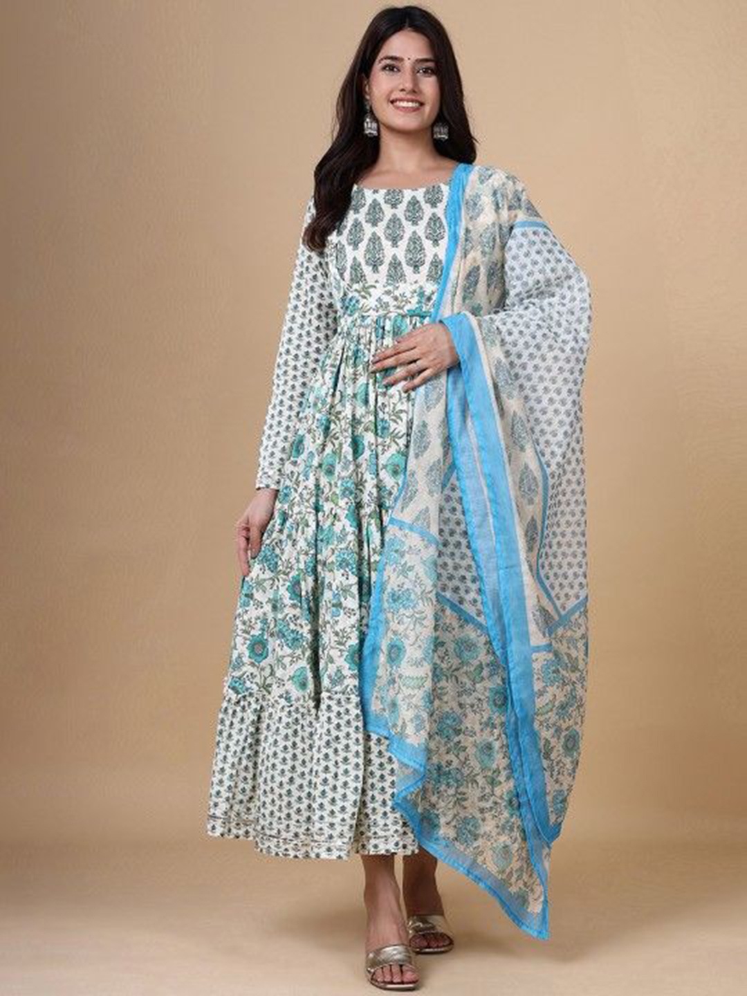 

Chandbaali Floral Printed Cotton Anarkali Kurta with Dupatta, Green