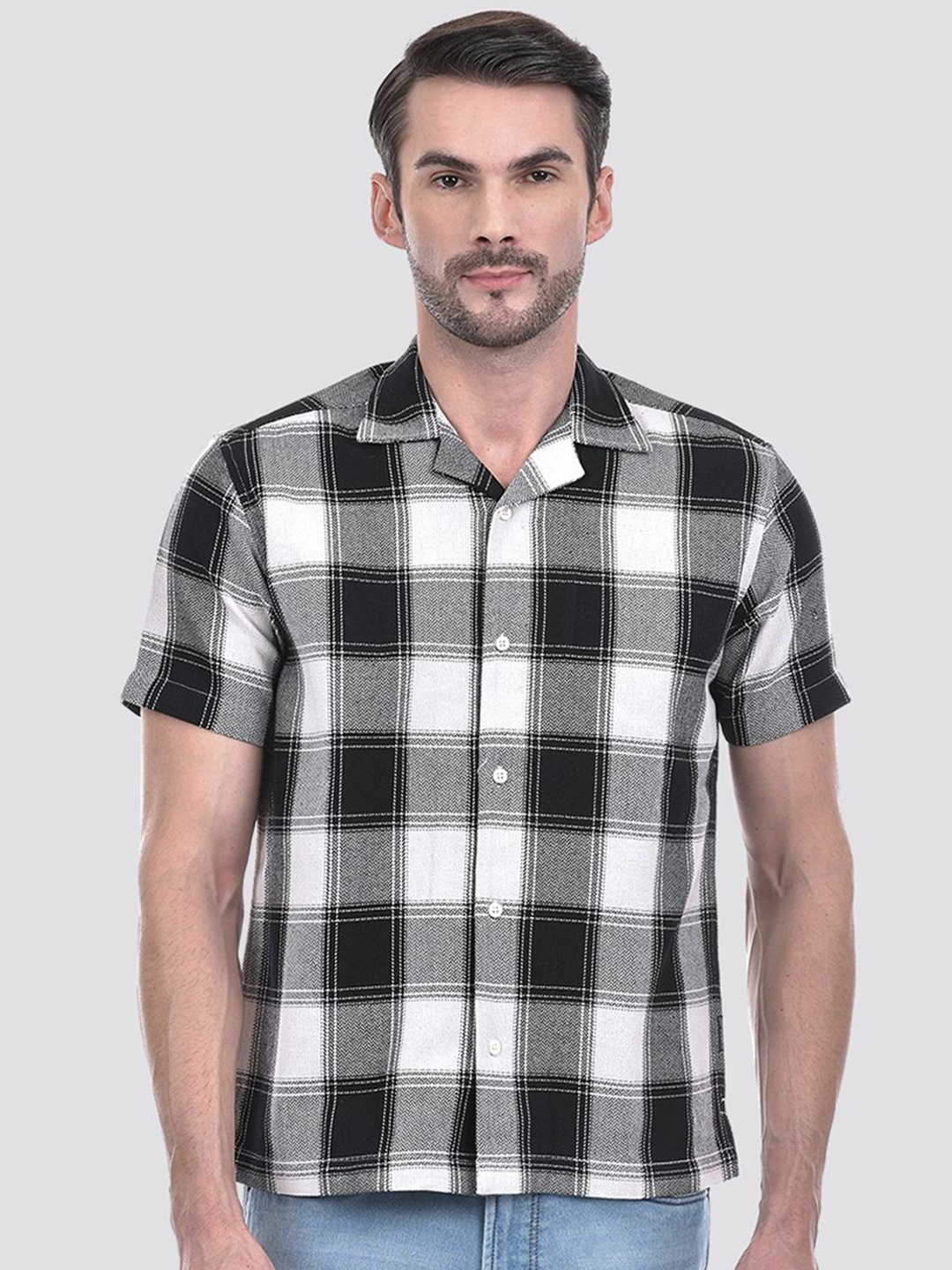 

Numero Uno Men Cuban Collar Checked Cotton Relaxed Fit Casual Shirt, Black