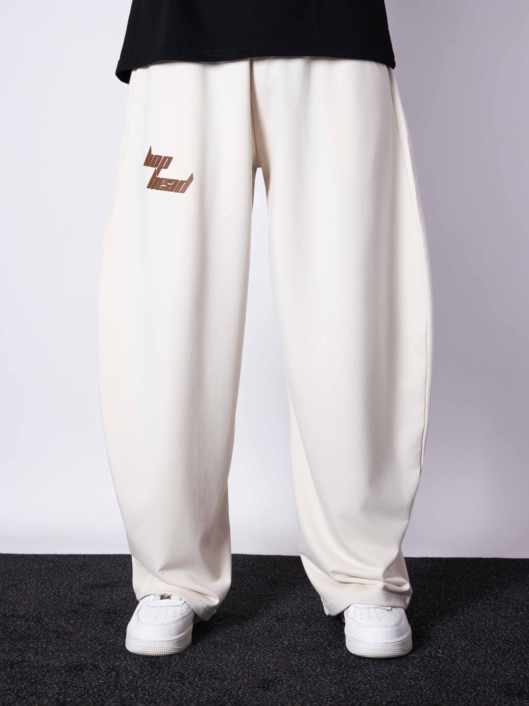 

HOP HEAD Men Typography Printed Loose Fit Easy Wash Track Pants, Cream