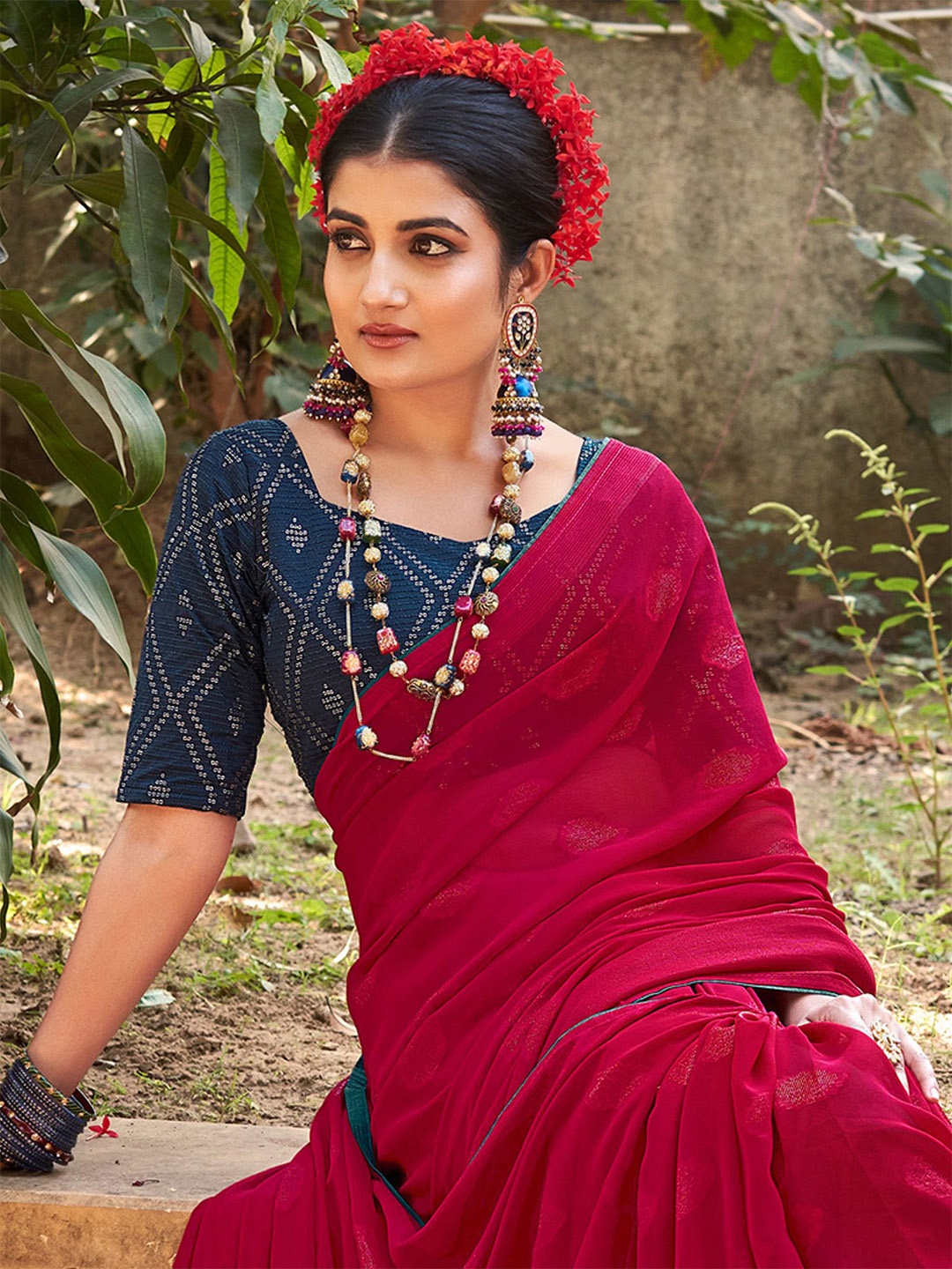 

Saree mall Sarees With Blouse Piece, Red