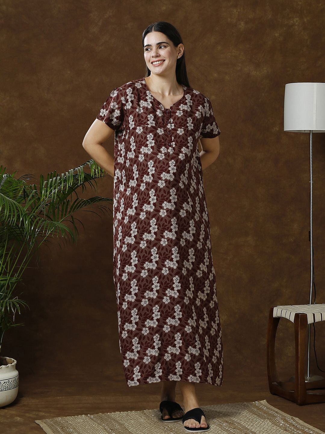 

MomToBe Women Printed Maxi Nightdress, Maroon