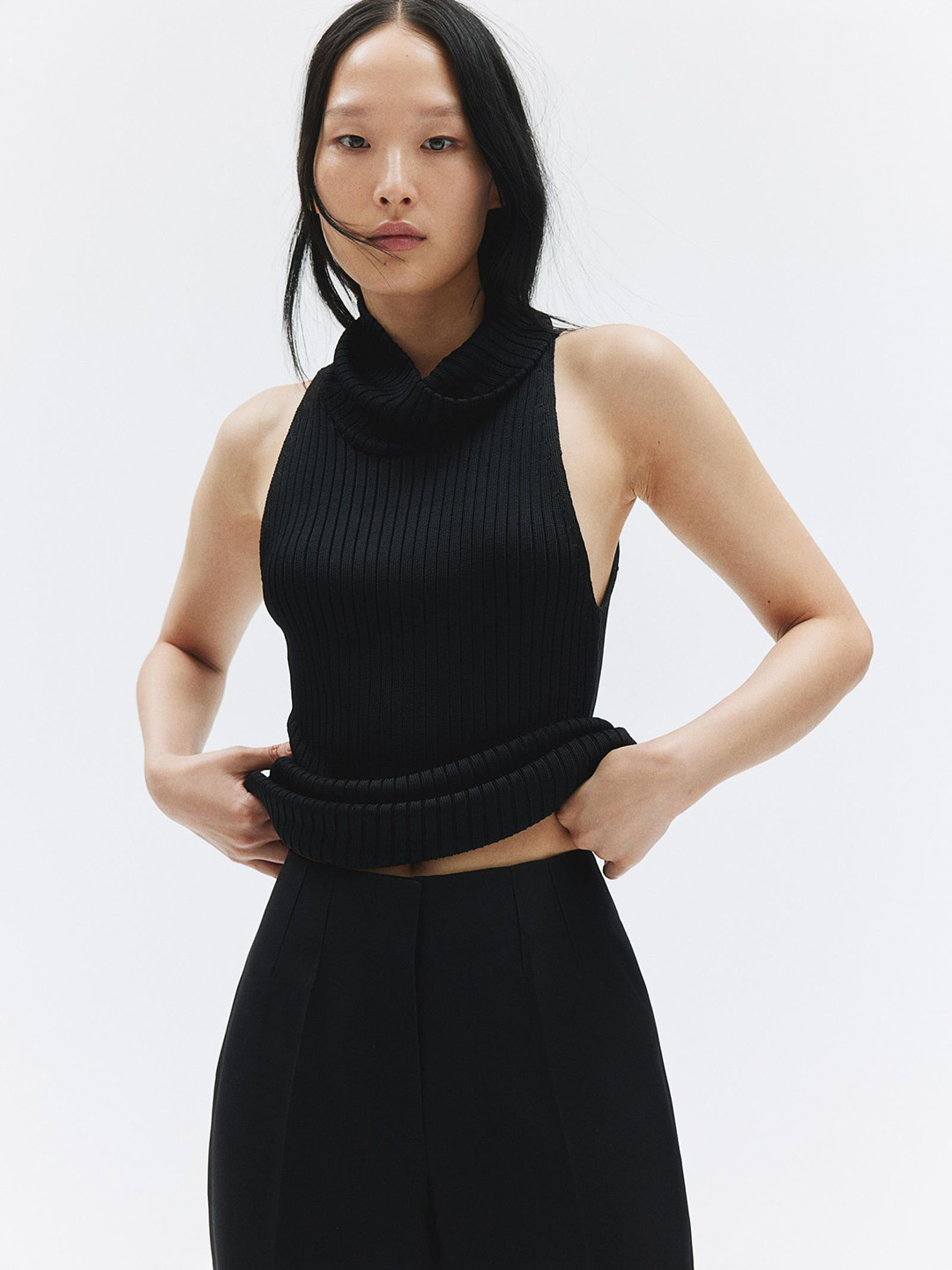 

H&M Ankle-Length Cigarette Trousers, Black