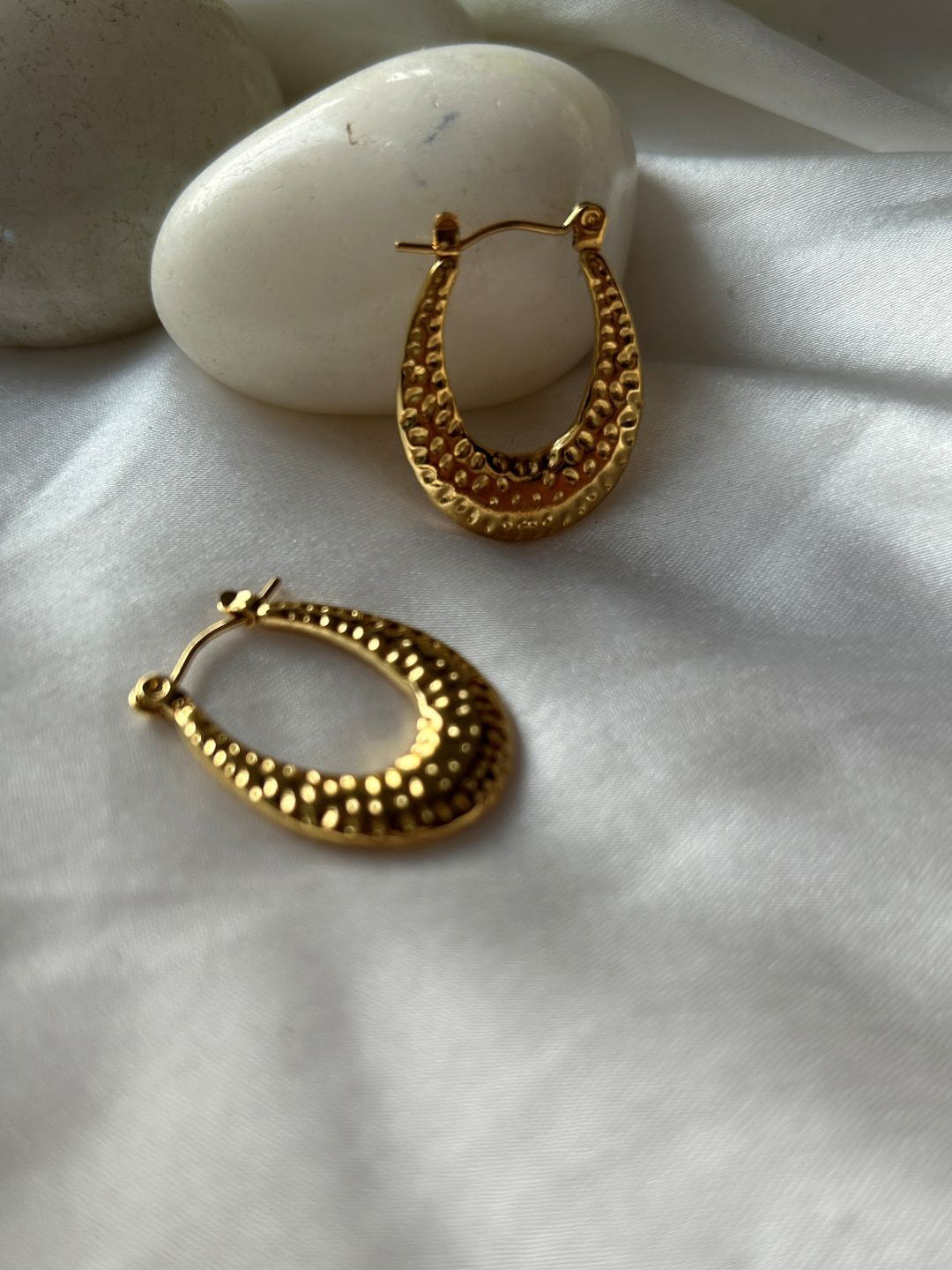 

The Jewellery Tale Gold-Plated U Shaped Hoop Earrings