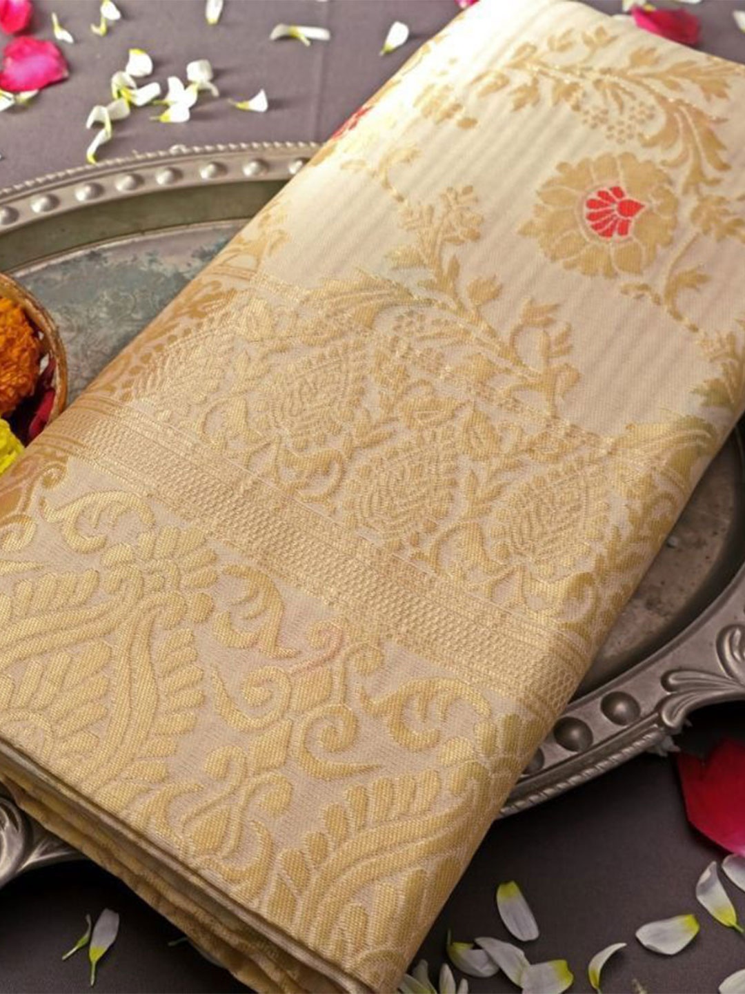 

Wuxi Woven Design Pure Silk Banarasi Saree, Cream