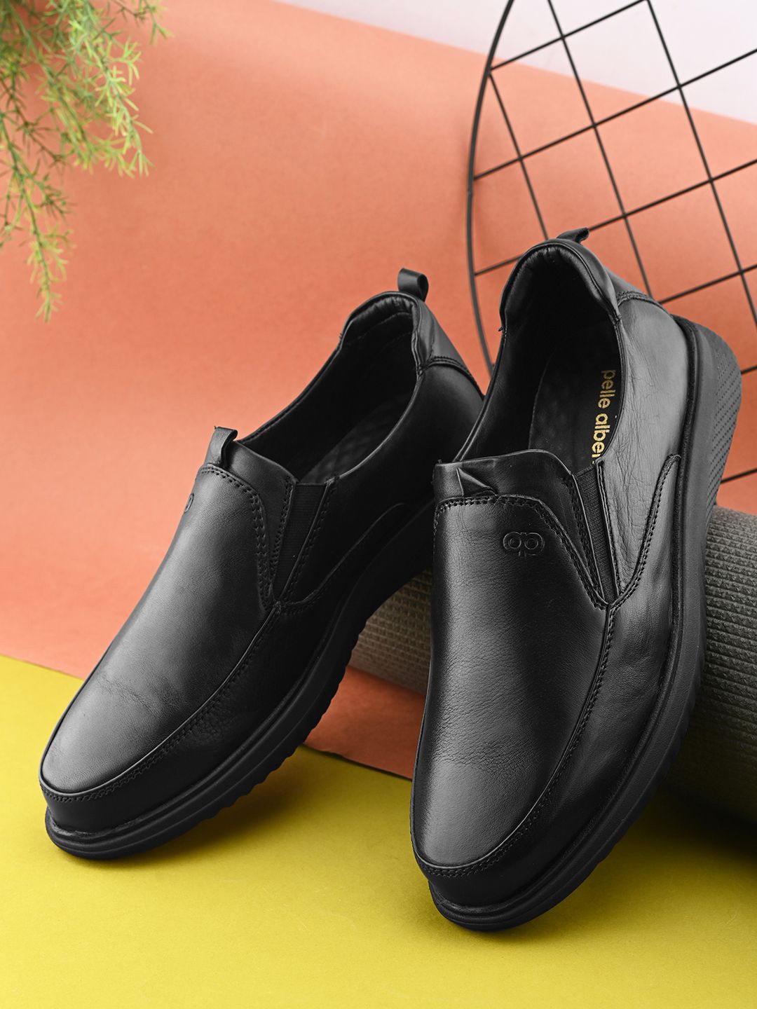 

pelle albero Men Leather Slip-On Shoes, Black