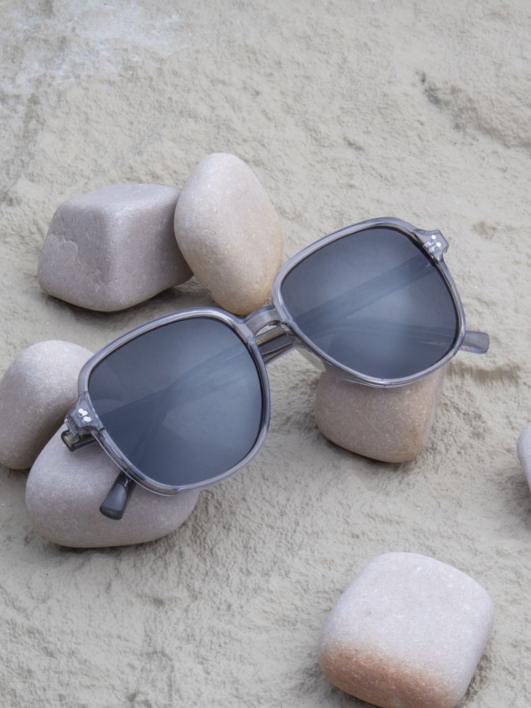 

Ted Smith Unisex Polarised UV Protected Lens Square Sunglasses SUN-GLEN_SGRE, Grey