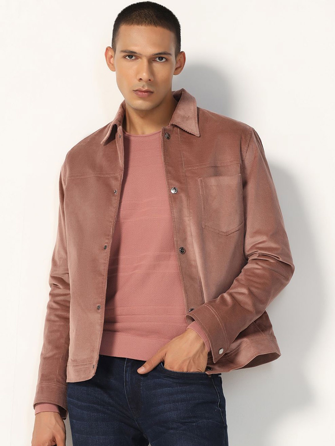 

Blackberrys Men Colourblocked Polyester Bomber Jacket, Peach