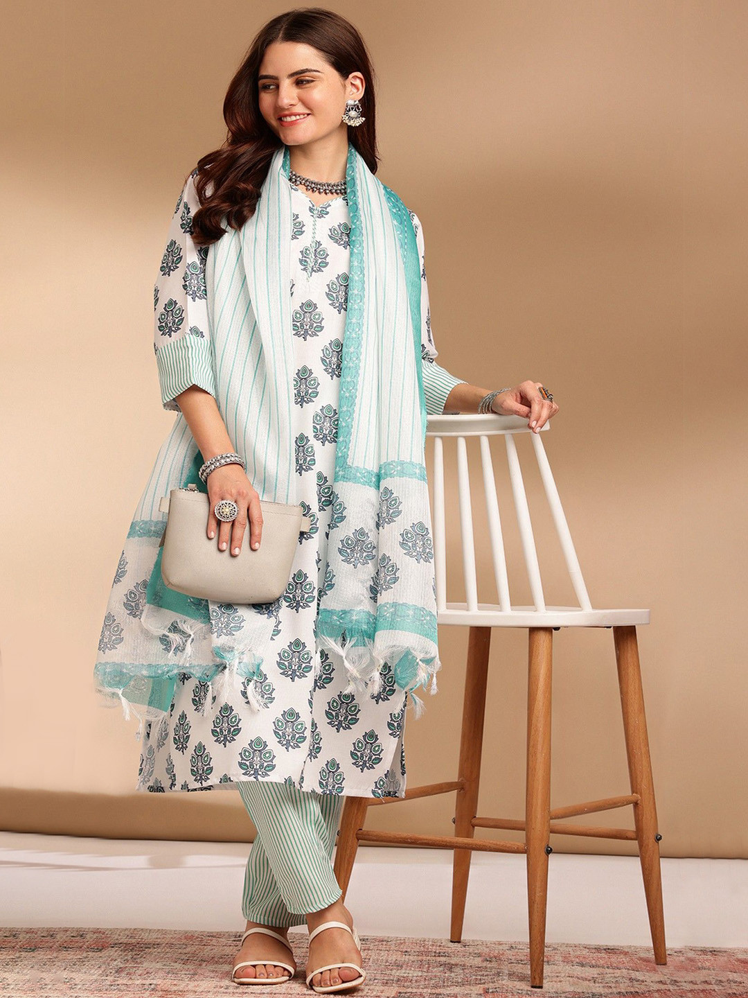 

KALINI Floral Printed Regular Straight Kurta with Trousers & Dupatta, Blue