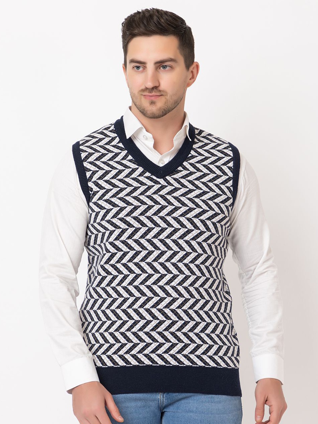 

BeriBlu Men V-Neck Sweater Vest, Navy blue