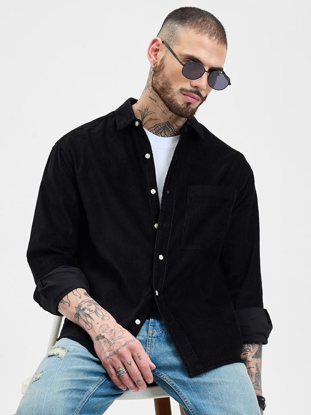 

Snitch Men Self Design Spread Collar Pure Cotton Shackets, Black