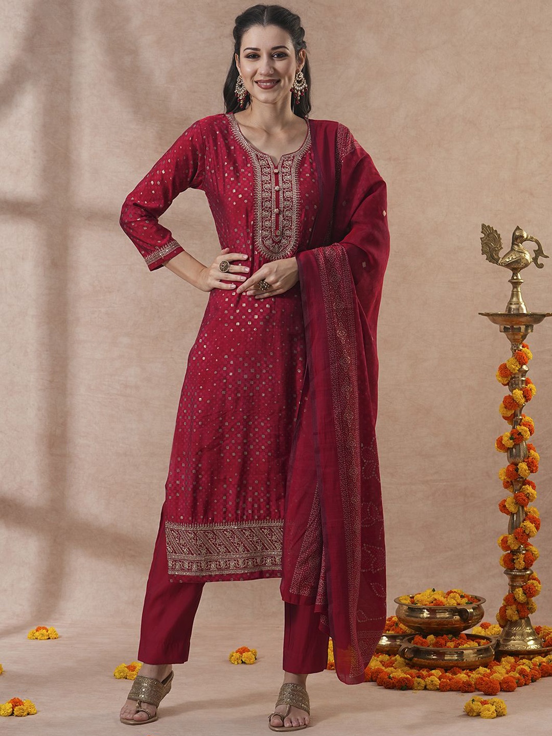 

FASHOR Bandhani Printed Beads and Stones Straight Kurta With Trousers & Dupatta, Red