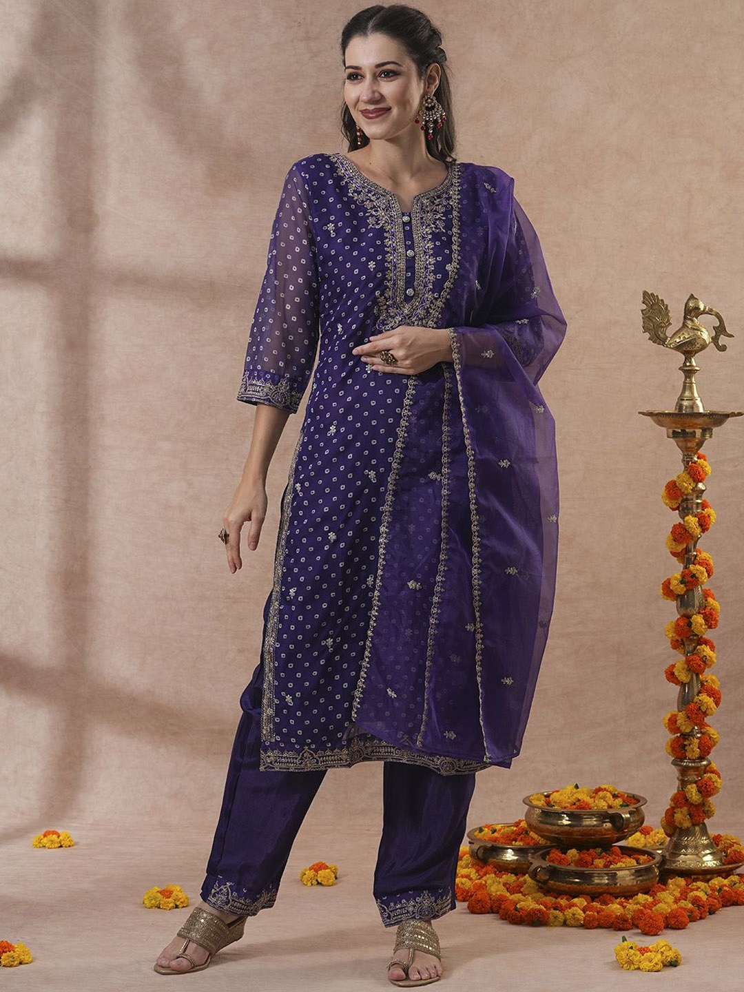 

FASHOR Bandhani Printed Straight Kurta With Trousers & Dupatta, Purple