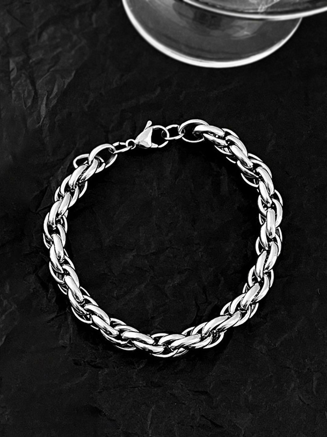 

Peora Men Silver Plated Stainless Steel Link Bracelet