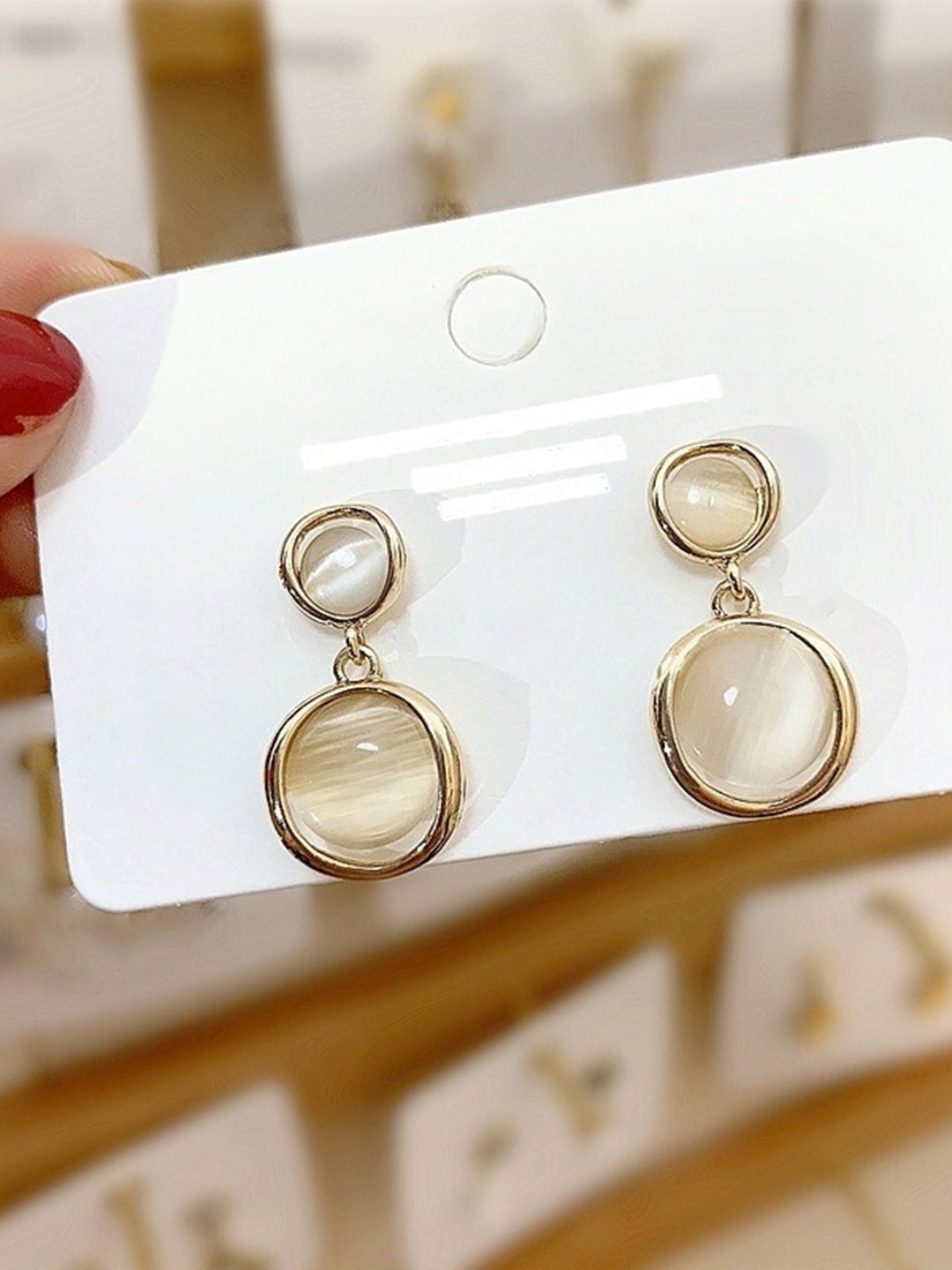 

DESTINY JEWELS Set Of 5 Gold-Plated Pearls Circular Drop Earrings