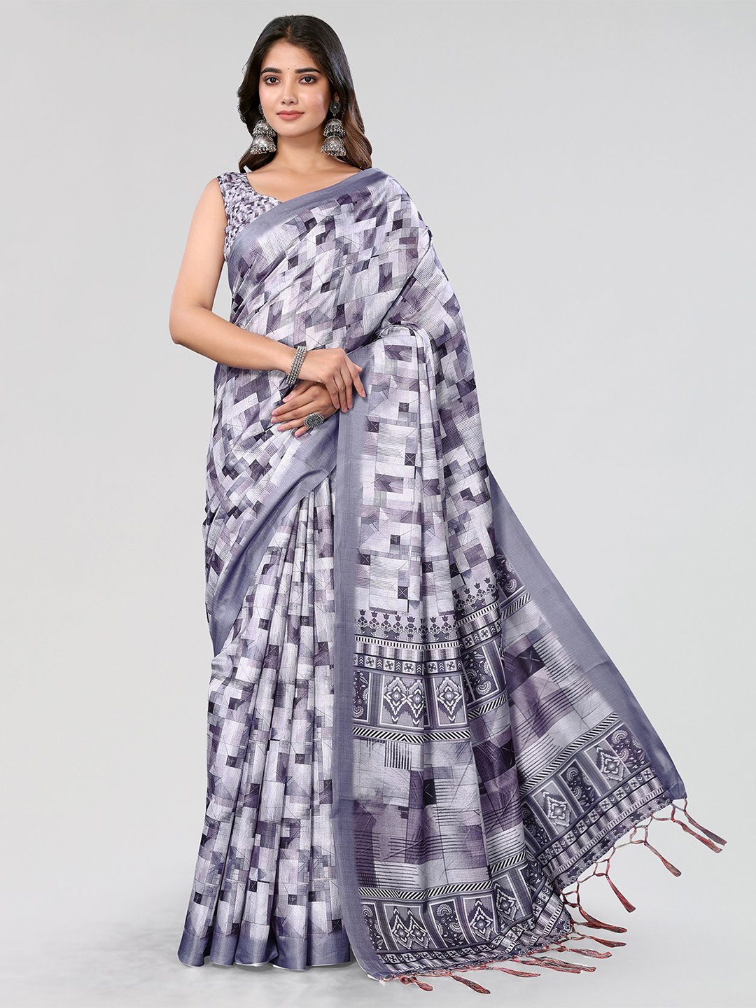 

KALINI Abstract Printed Saree, Grey