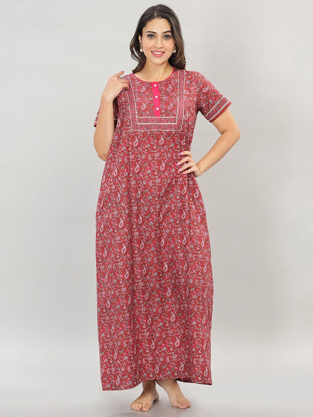 

NAIDU HALL Women Printed Maxi Nightdress, Maroon