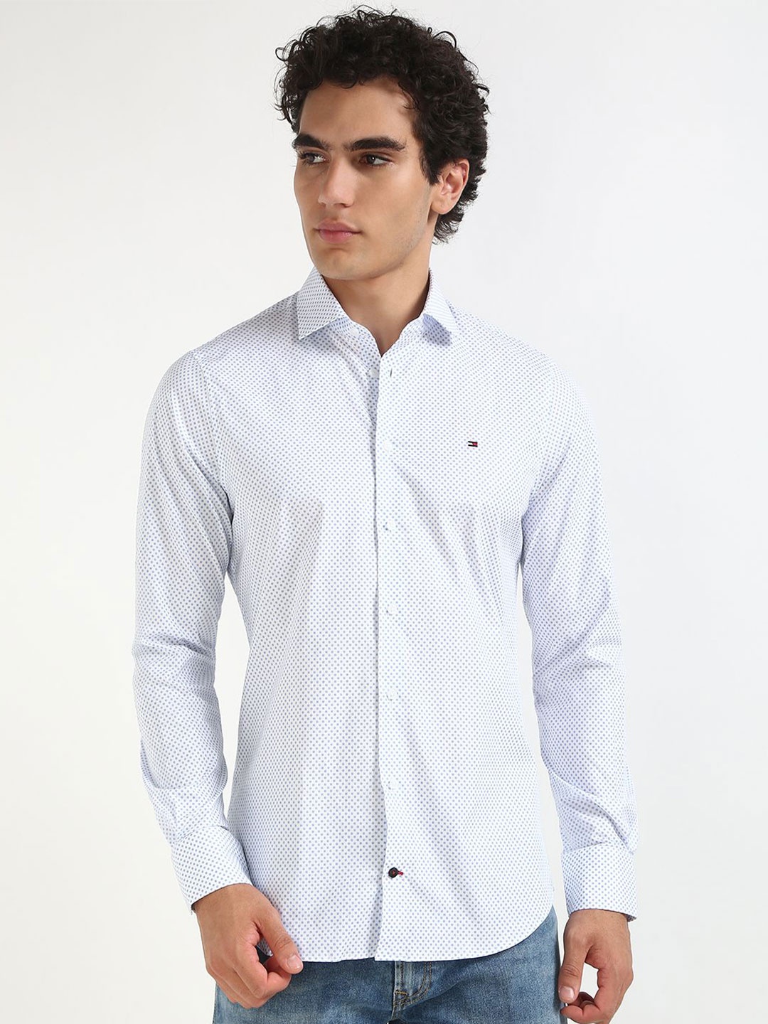 

Tommy Hilfiger Men Spread Collar Micro Ditsy Printed Cotton Casual Shirt, White