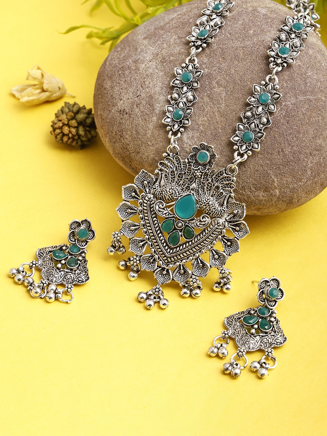 

SUNHARI Oxidised Stone Studded Jewellery Set, Green