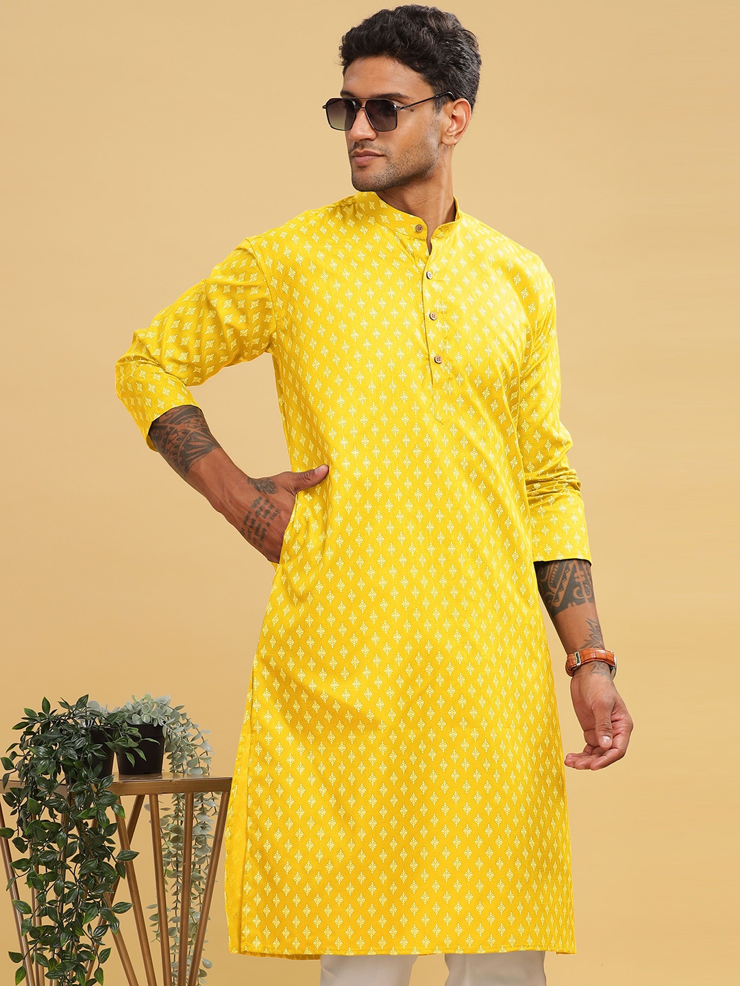 

Anouk Men Printed Ethnic Long Kurta, Yellow