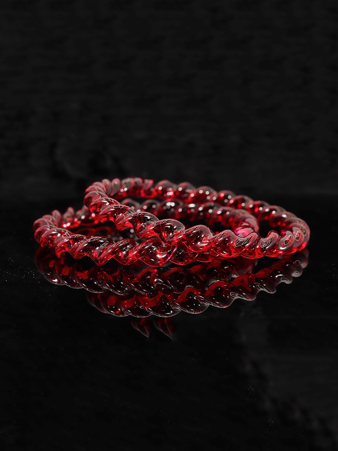 

ZULKA Set of 2 Crystal Twisted Design Spiral Glass Bangles, Red