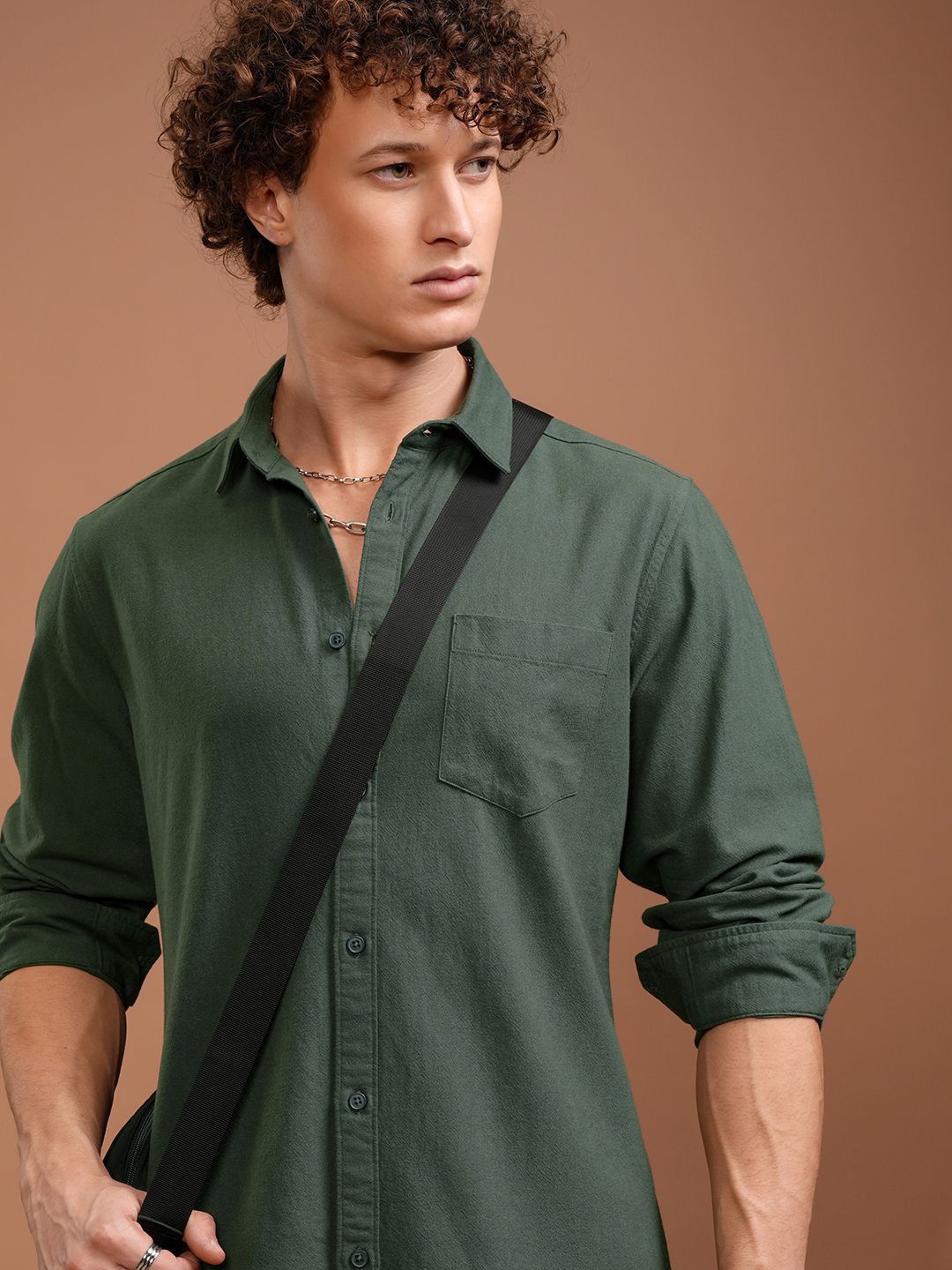 

HIGHLANDER Men Spread Collar Solid Cotton Casual Shirt, Olive