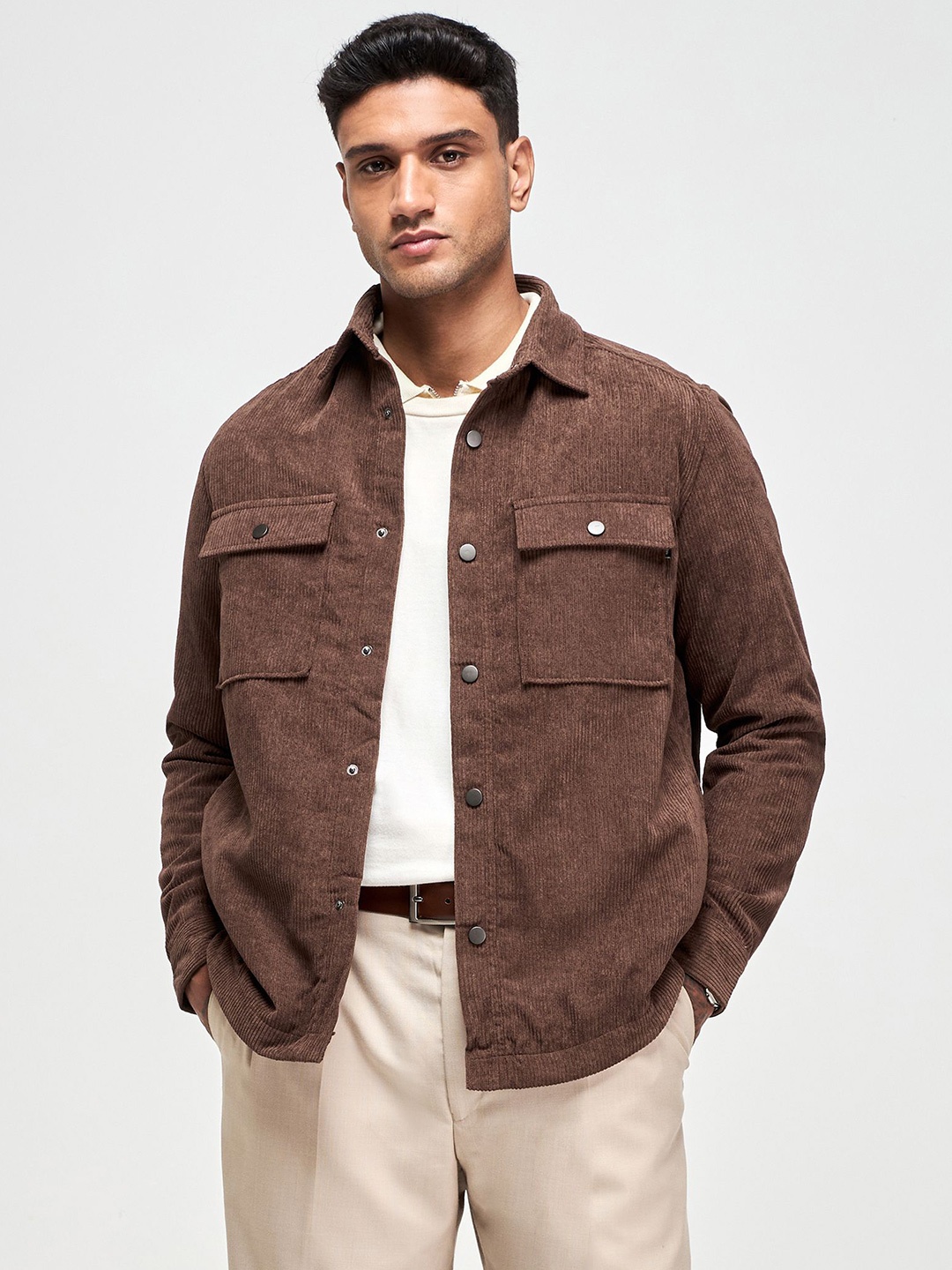 

Red Flame Men Pocket Detailing Casual Shacket, Brown