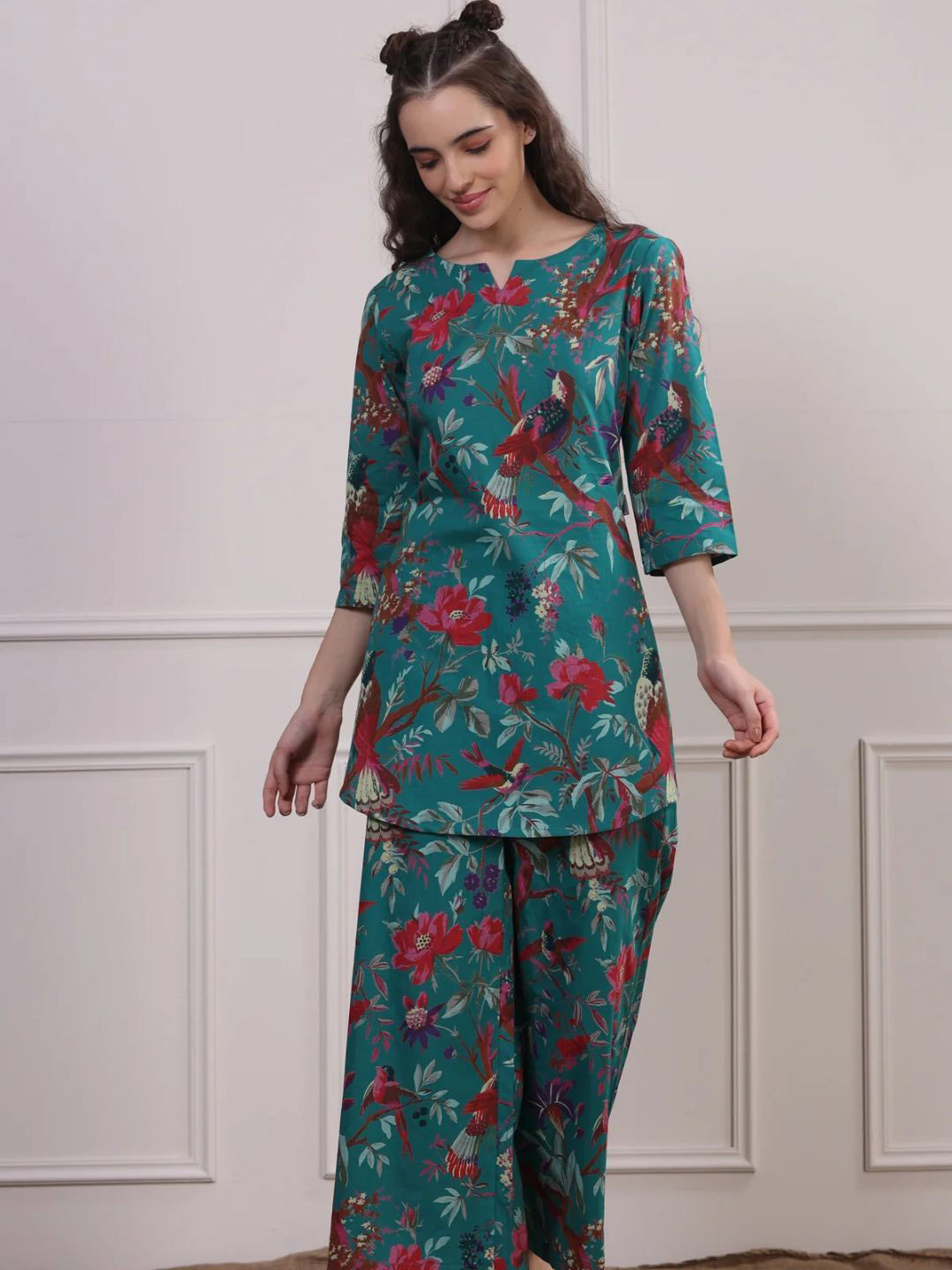 

NIJANAND TEXTILE Women Floral Printed Pure Cotton Top With Trousers Night Suit, Blue