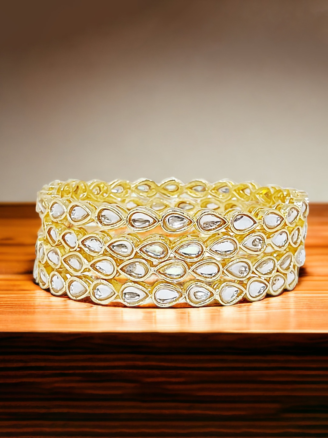 

CHRISHAN Set of 4 Gold-Plated Stone-Studded Bangles