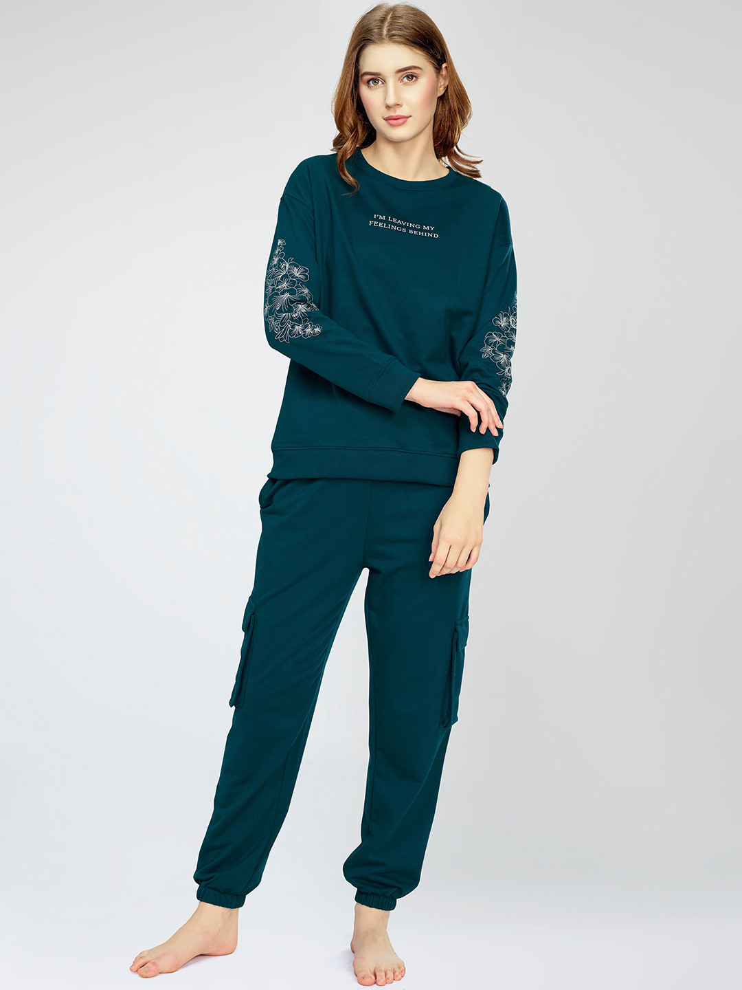 

Zeyo Women Typography Printed T-shirt & Pyjama Night suit, Green