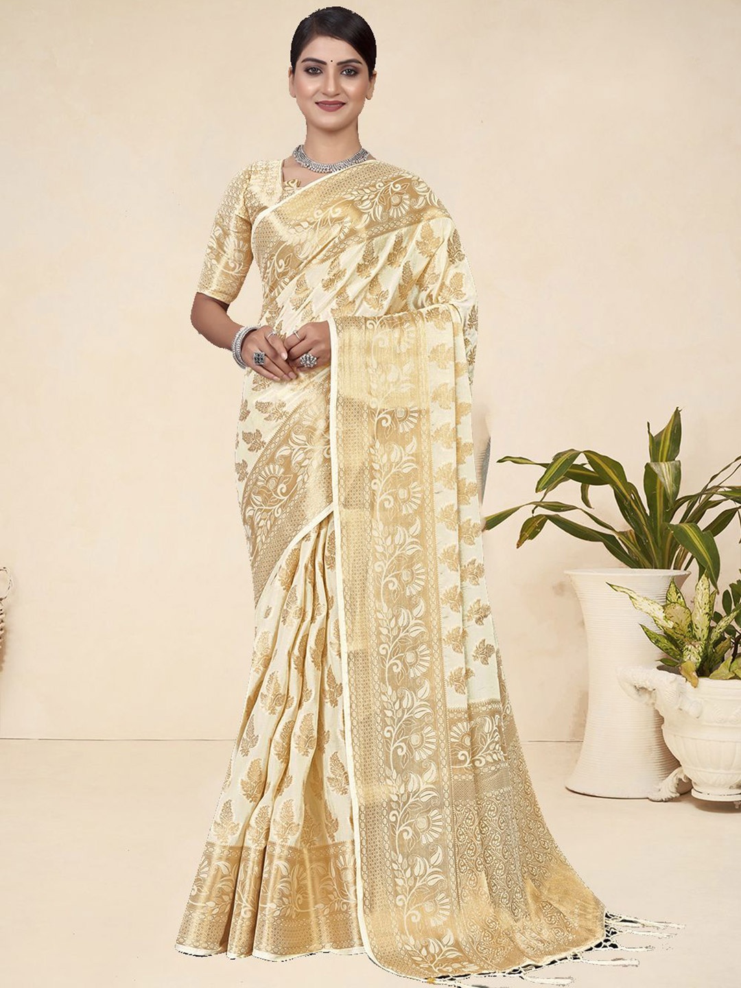 

KSM PRINTS Ethnic Motifs Woven Design Zari Saree, White