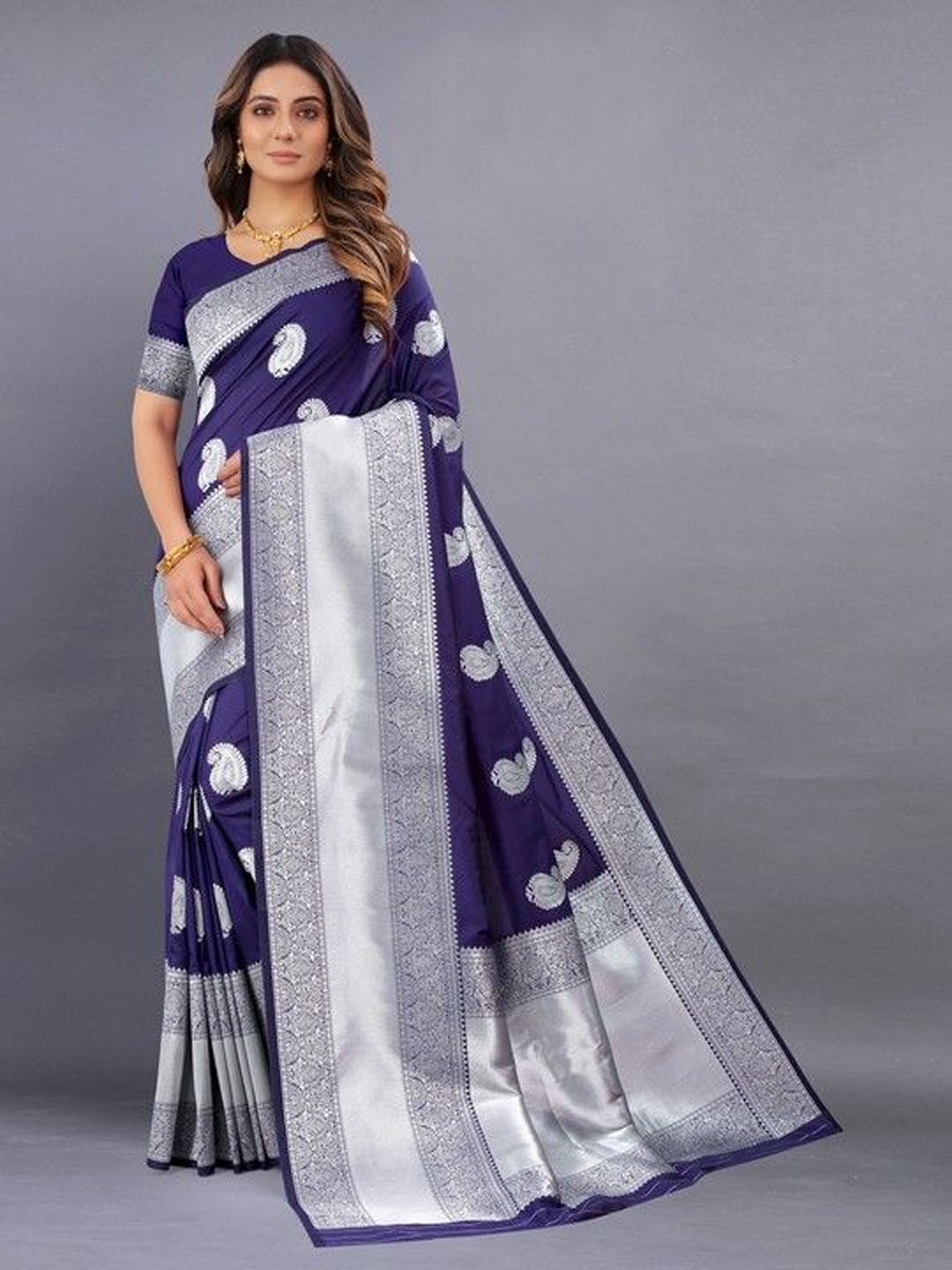 

VARNI FABRICS Paisley Zari Pure Silk Banarasi Saree, Navy blue