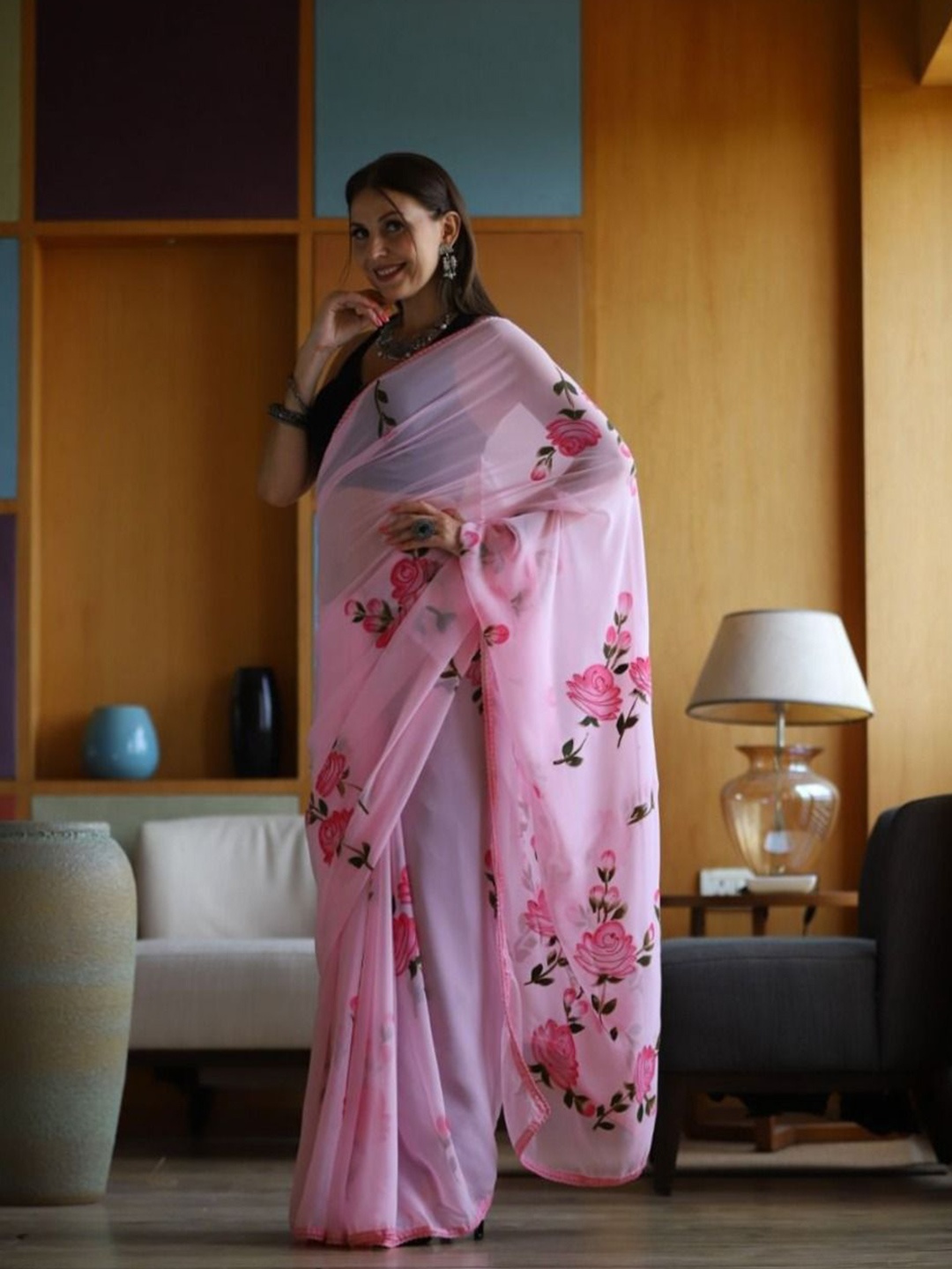 

Anouk Floral Pure Georgette Saree, Pink