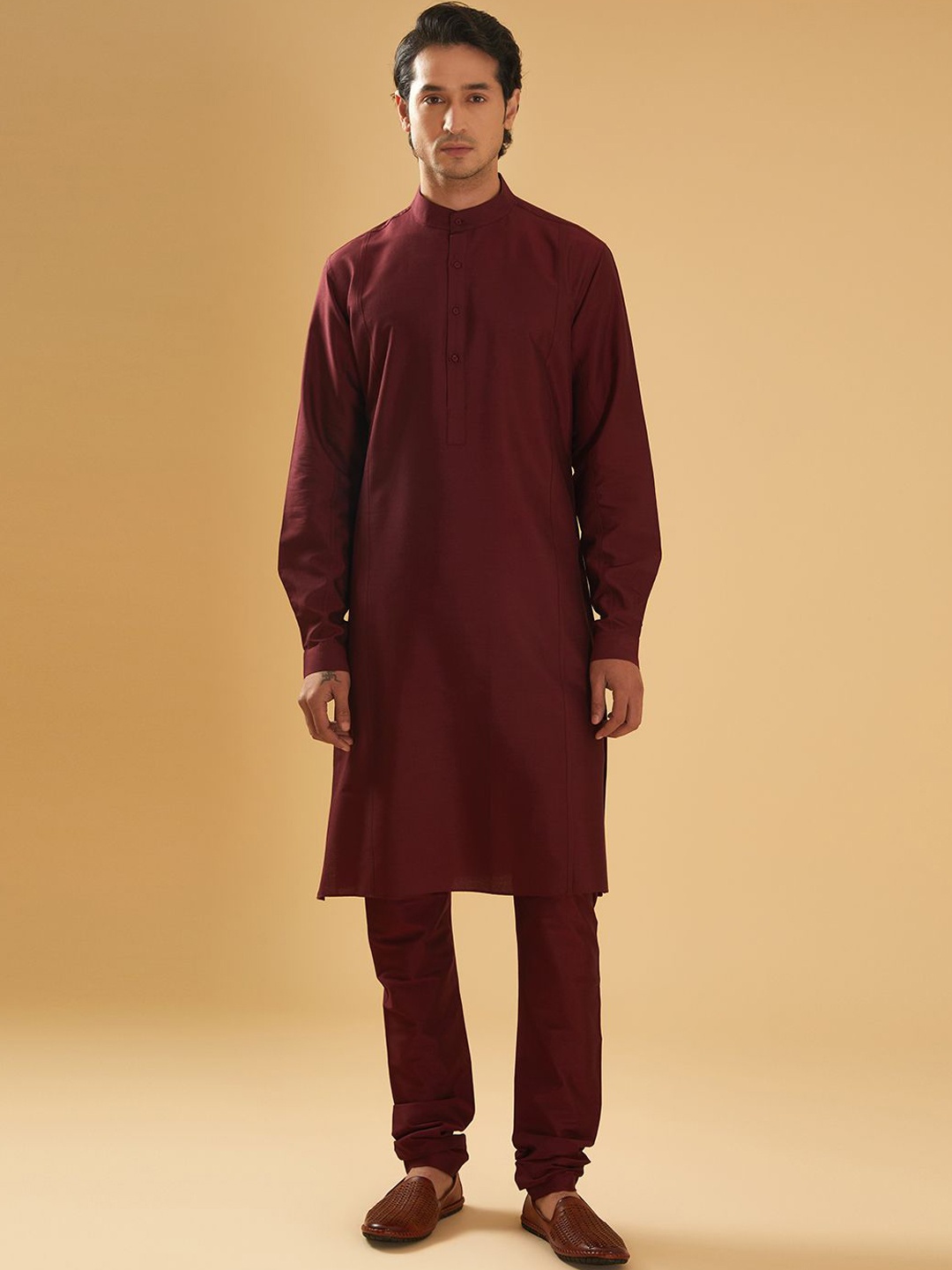 

RR Blue Band Collar Straight Kurta, Maroon