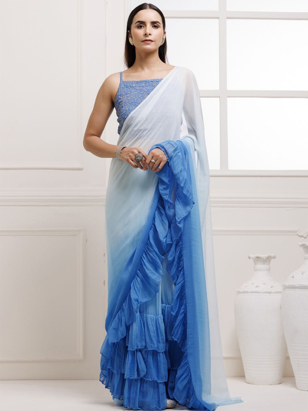 

Geroo Luxe Ombre Ready to Wear Saree, Blue