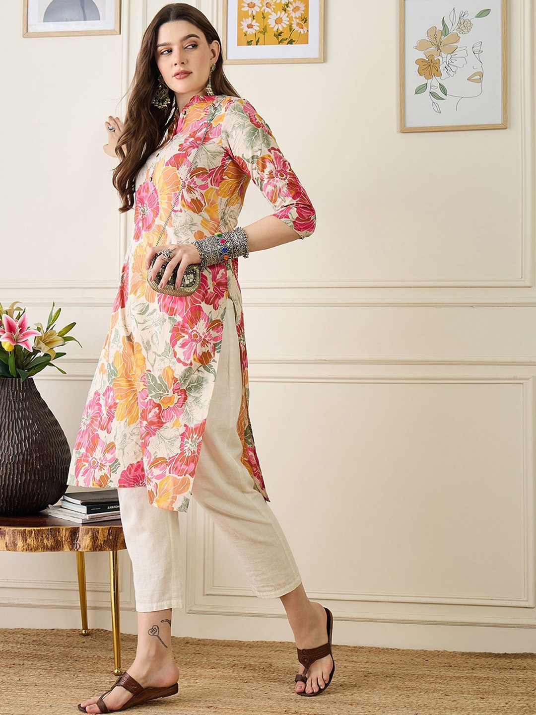 

Anouk Women Floral Printed Mandarin Collar Cotton Straight Kurta, White