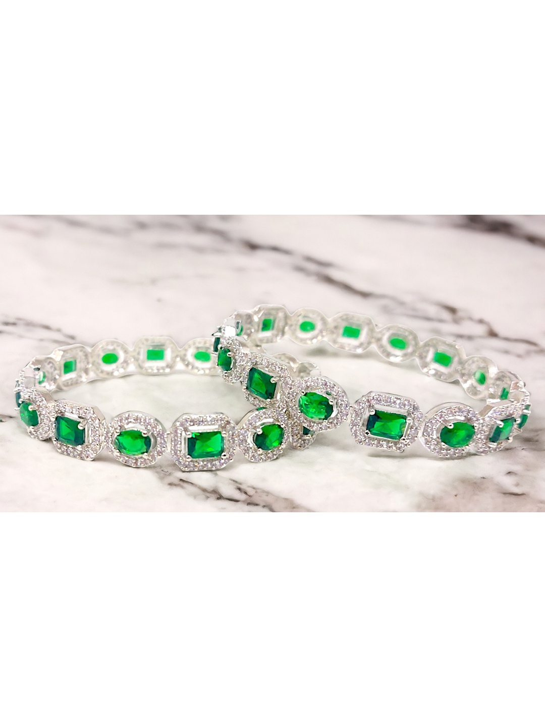 

CHRISHAN Set Of 2 Rhodium-Plated Crystal Stone Studded Bangle, Silver
