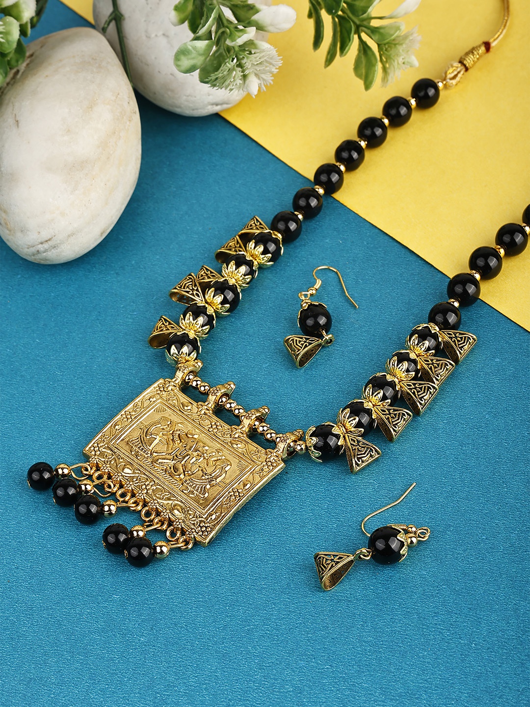 

SUNHARI Gold-Plated Beaded Necklace & Earrings, Black